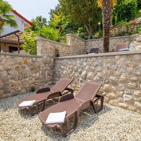 Mit Terrasse Moscenicka Draga